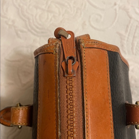 Downey & Bourke leather purse - Picture 13 of 16